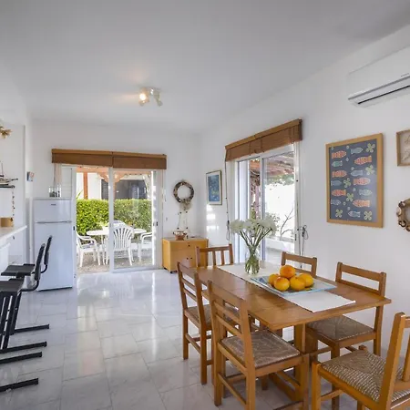 Your Beautiful Holiday With Majestic Sea Views, 1495 * بروتاراس