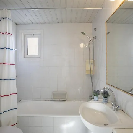 Your Beautiful Holiday With Majestic Sea Views, 1495 بروتاراس