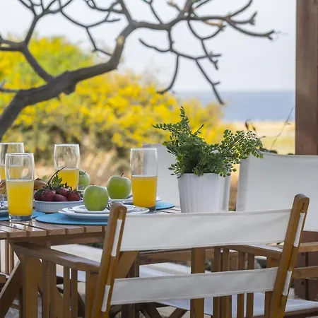 Villa Your Beautiful Holiday With Majestic Sea Views, 1495 *