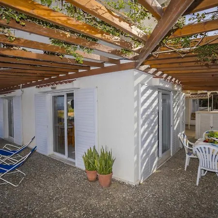 Villa Your Beautiful Holiday With Majestic Sea Views, 1495